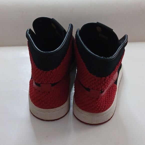 Nike High-Top Sneakers in Black and Red - Picture 4 of 14
